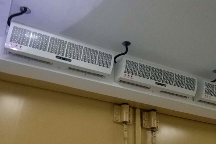 電加熱風(fēng)幕機案例實拍